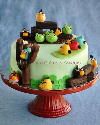 Angry Birds cake - Cake by Claudia Gonzalez