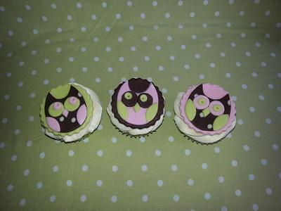 Owl Cupcakes - Cake by Cath