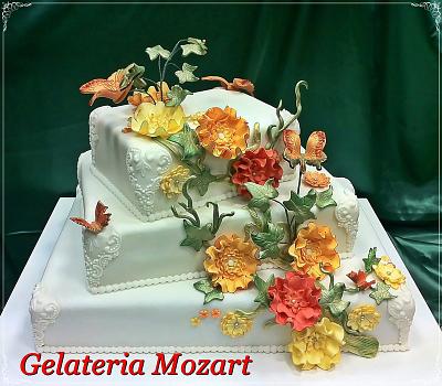 wedding cake with butterflies  - Cake by Gelateria Mozart 