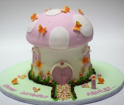 Mushroom house  - Cake by Reema siraj
