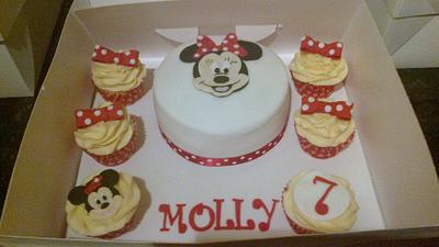 Minnie mouse cake and cupcakes - Cake by nannyscakes