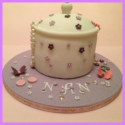 Nan's Birthday Cake - Cake by Carolyn