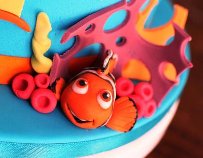 Nemo - Cake by Zoe's Fancy Cakes