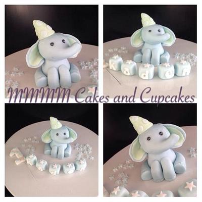 Elephant topper set - Cake by Mmmm cakes and cupcakes