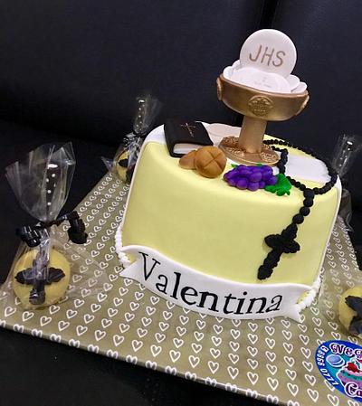 First Communion Valentina - Cake by N&N Cakes (Rodette De La O)