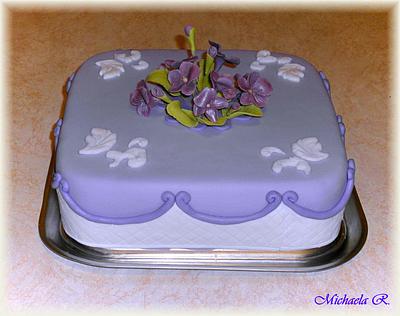 Violets - Cake by Mischell
