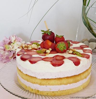 Garden of strawberries - Cake by leccalecca