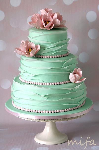 Mint Ruffle Wedding Cake - Cake by Michaela Fajmanova