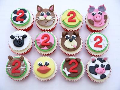 Animal Cupcakes - Cake by Natalie King