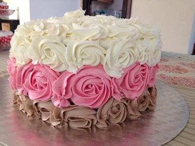 Neopolitan cake - Cake by cupcakecouture
