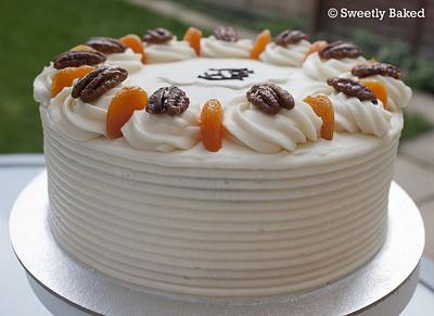 Carrot cake with cream cheese buttercream. - Cake by SweetlyBaked