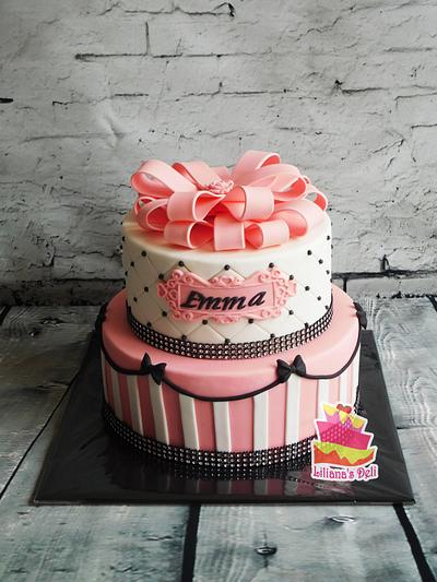 Birthday cake - Cake by Liliana Vega