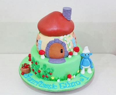 Smurf Cake - Cake by Marie Mae Tacugue