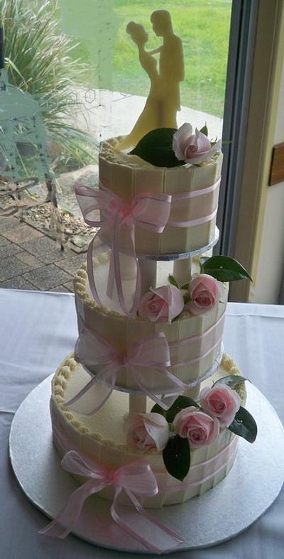 chocolate shards wedding cake - Cake by elisabethscakes