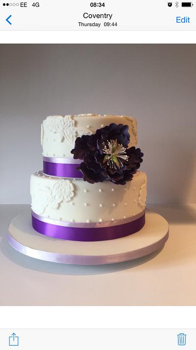 Purple flower Wedding Cake - Cake by Dylansnan