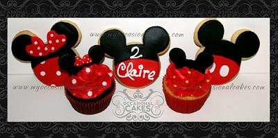 Mickey/Minnie inspired cupcakes & cookies - Cake by Occasional Cakes
