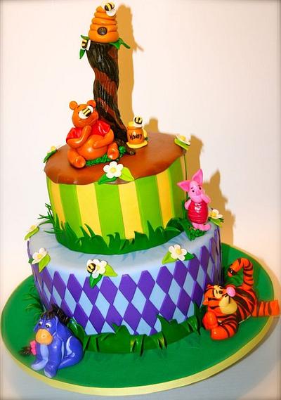 Pooh and the Gang! - Cake by Stacy Lint