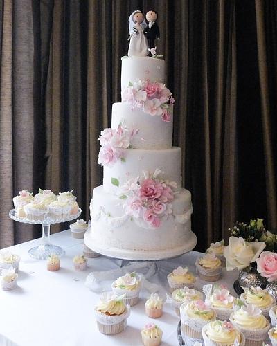 Pretty wedding cake  - Cake by Sharon, Sadie May Cakes 