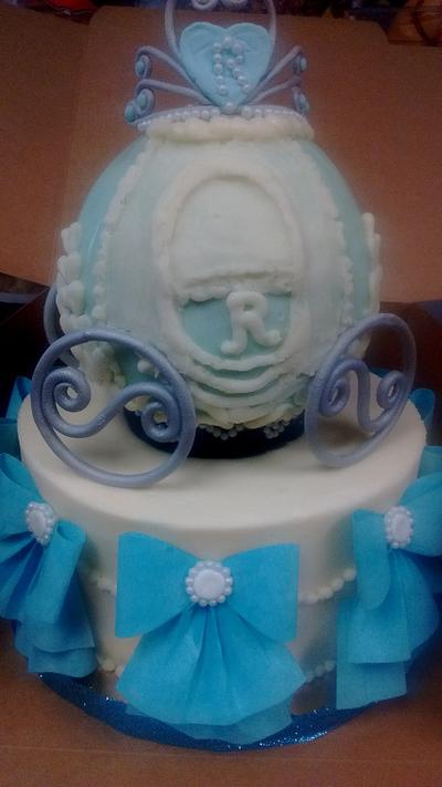 Cinderella at Tiffany's - Cake by MADcrumbs