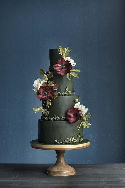 Poppy Wedding Cake - Cake by Lina Veber 