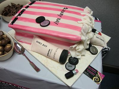 Mary Kay Shopping Bag - Cake by Cakes ROCK!!!  