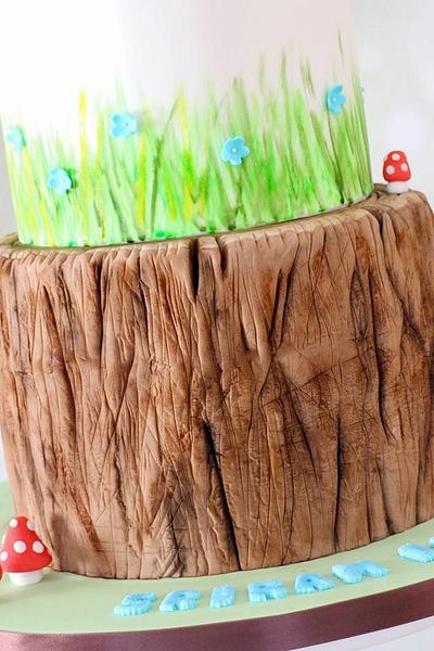 Woodland Themed cake with Bark effect - Cake by Natalie Dickinson 