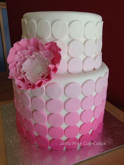 Pink Poka Dot  - Cake by Rochelle Steer
