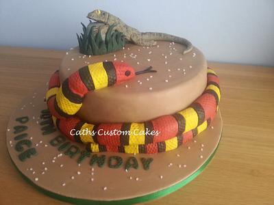 Reptile cake - Cake by Cath