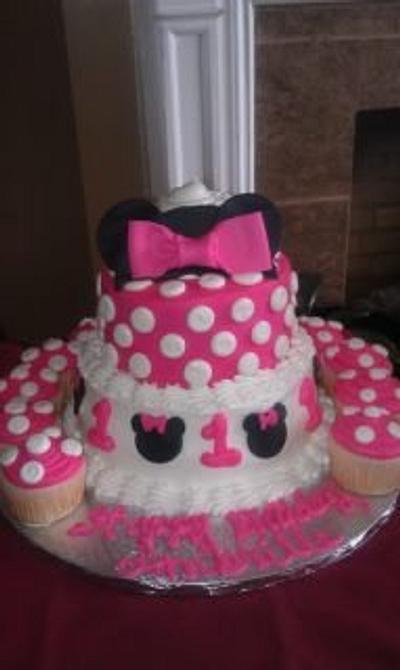 Minnie Cake & Cupcakes - Cake by Sherri