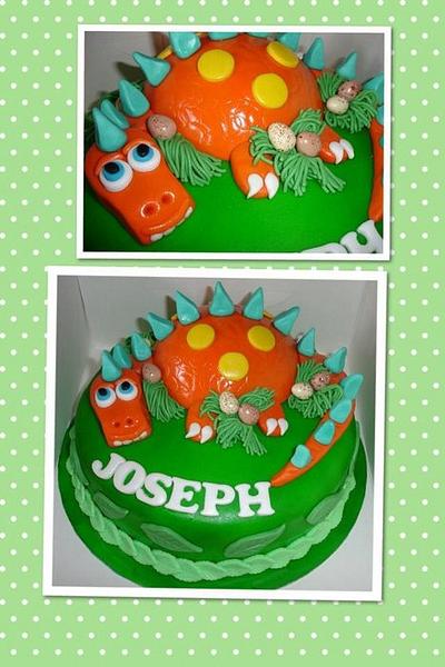 Dinosaur Cake - Cake by Hayley