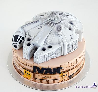 Millenium Falcon cake - Cake by Catcakes