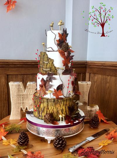 Autumn Wedding - Cake by Blossom Dream Cakes - Angela Morris