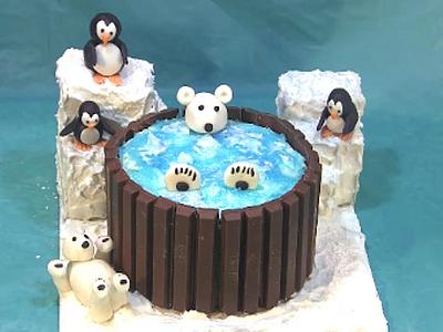 Polar Bear Hot Tub Cake - Cake by DavidandNiko