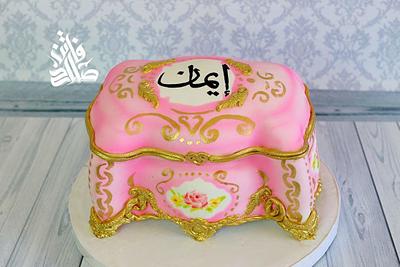 Antique french jewelry box cake - Cake by Faten_salah