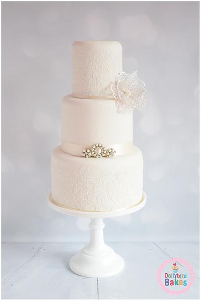 Pearls & Lace - Cake by Dollybird Bakes