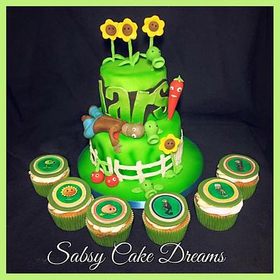 Zombie and monster cake and cupcakes - Cake by Sabsy Cake Dreams 