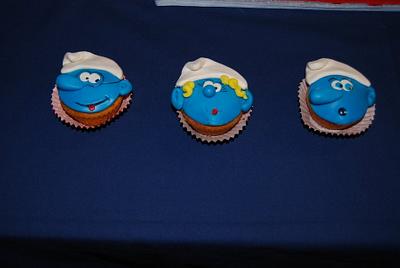 Smurfs Cupcakes - Cake by Rita faria
