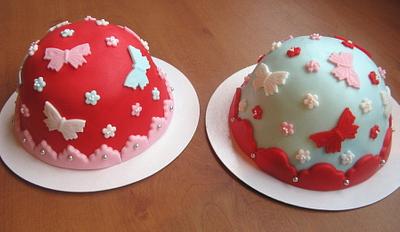 Small pip-style give away cakes - Cake by Karin