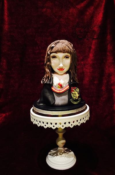 Hogwarts Cake Challenge - Hogwarts Girl - Cake by Edelcita Griffin (The Pretty Nifty)