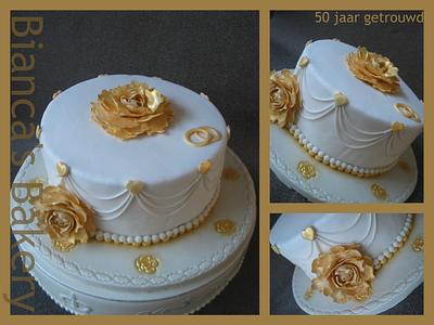 50th wedding anniversary - Cake by Bianca's Bakery