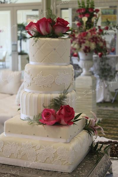 WHITE AND HOT PINK ILLUSION WEDDING CAKE - Cake by Martha Chirinos Teruel