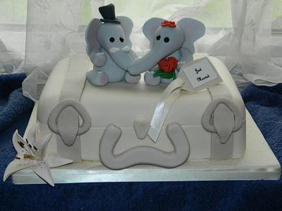 Wedding Suitcase - Cake by Sandrad