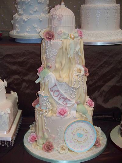 New wedding cake - Cake by Fiona