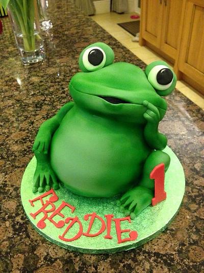 Freddie the frog - Cake by JanineCakes