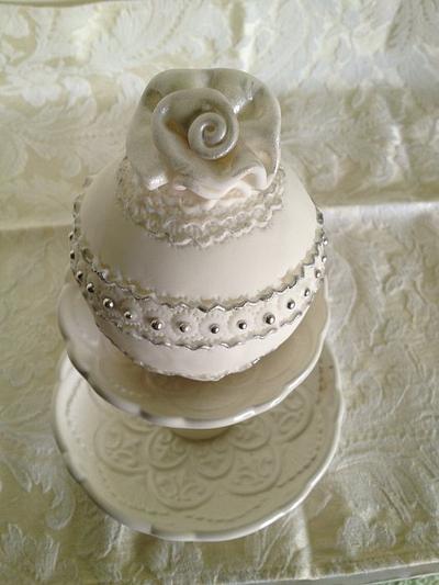 Bauble cake with rolled rose - Cake by The Vagabond Baker