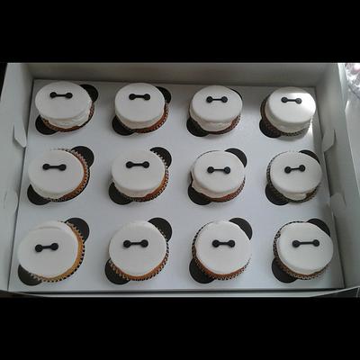 Baymax Birthday cupcakes - Cake by Jenn Szebeledy  ( Cakeartbyjenn_ )