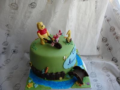Winnie and Piglet! - Cake by gergana