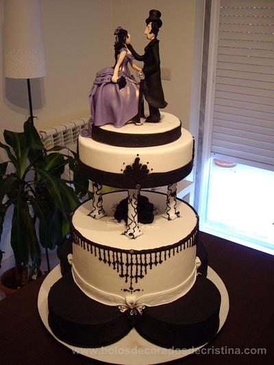 Gothic Wedding Cake - Cake by Cristina Arévalo- The Art Cake Experience