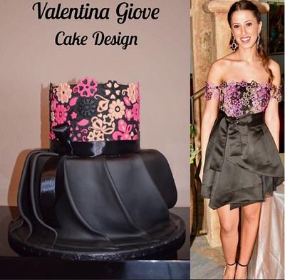 Pinko Dress Cake  - Cake by Valentina Giove 