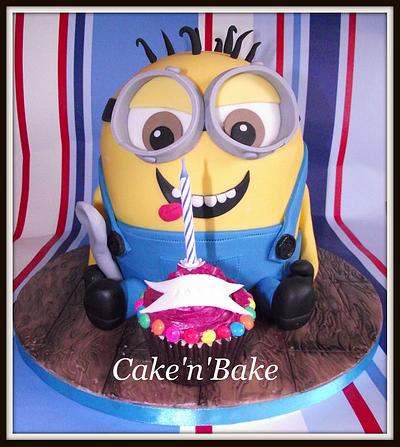 Phil the minion - Cake by Helenmarie's Cake Boutique